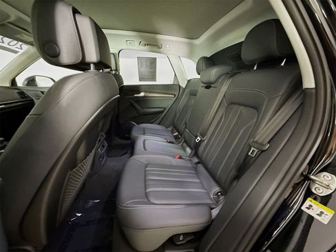 Certified 2024 Audi Q5 2.0T Premium w/ Convenience Package image 24