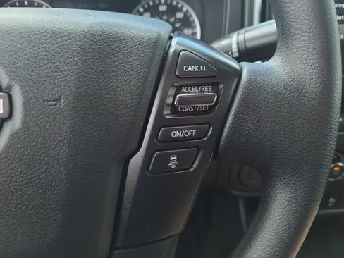 Certified 2025 Nissan Frontier SV RWD image 26