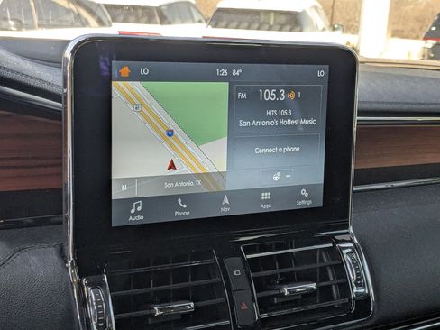 Used 2019 Lincoln Navigator Select w/ Technology Package image 15