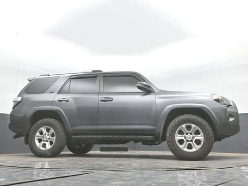 Used 2019 Toyota 4Runner SR5 Premium AWD/4WD image 34
