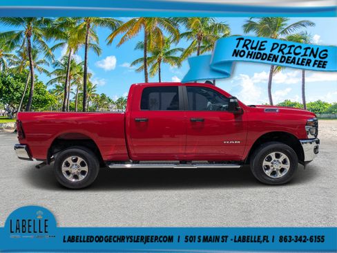 Used 2026 RAM 2500 Big Horn AWD/4WD image 2