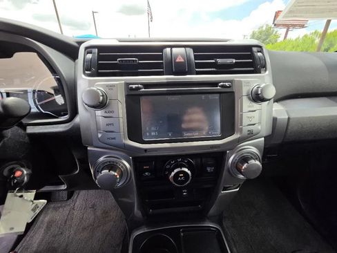 Used 2015 Toyota 4Runner SR5 RWD image 32