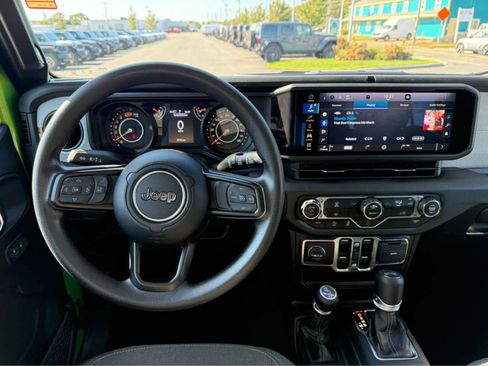Used 2025 Jeep Wrangler Sport image 14