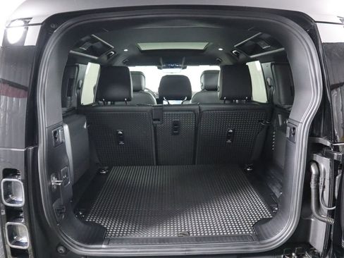 Used 2024 Land Rover Defender 110 Carpathian Edition image 28