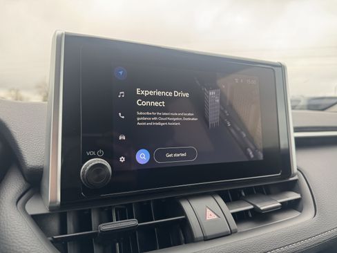 Used 2024 Toyota RAV4 XLE image 24