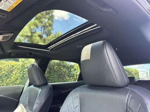 Used 2025 Lexus RX 350h image 32