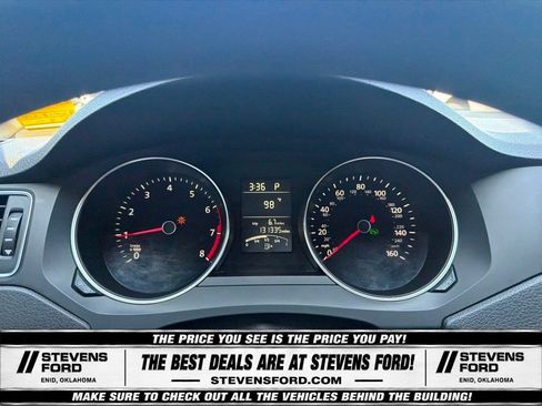 Used 2016 Volkswagen Jetta SE FWD image 22