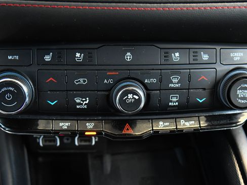 Used 2023 Dodge Durango R/T AWD/4WD image 27