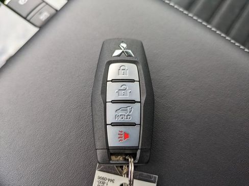 New 2026 Mitsubishi Outlander SE FWD image 32