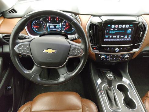 Used 2018 Chevrolet Traverse High Country AWD/4WD image 22