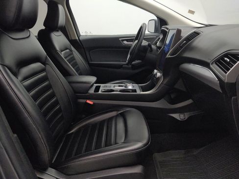 Used 2021 Ford Edge SEL w/ Convenience Package AWD/4WD image 21