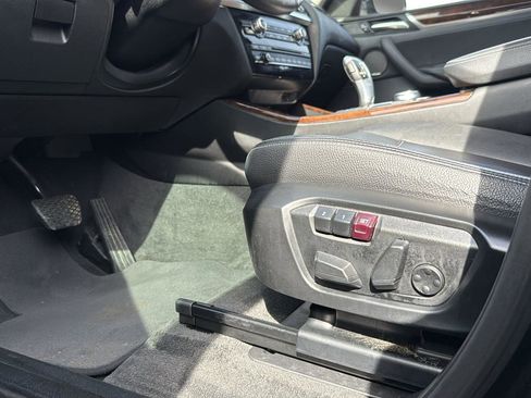 Used 2017 BMW X3 xDrive28i image 11