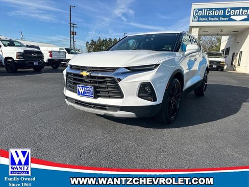 Used 2020 Chevrolet Blazer LT image 2