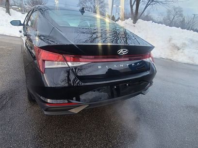 Used 2023 Hyundai Elantra SEL