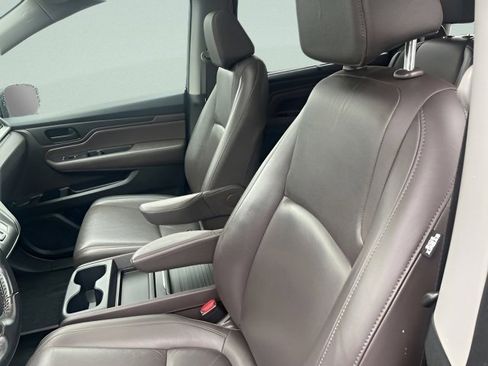 Used 2019 Honda Odyssey EX-L image 18