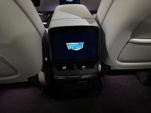 Certified 2026 Cadillac Vistiq Sport AWD/4WD image 20