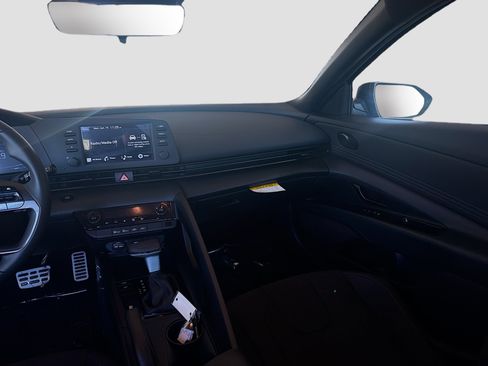 Certified 2026 Hyundai Elantra Sport FWD image 19