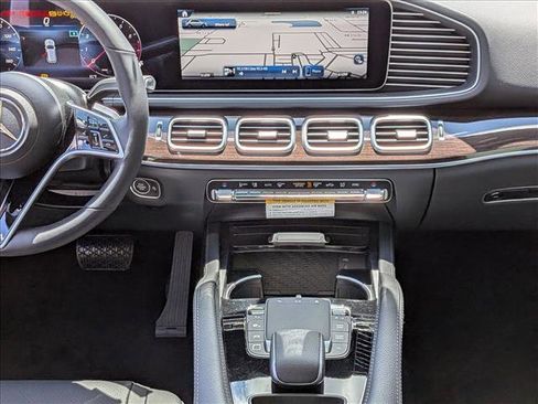 New 2026 Mercedes-Benz GLE 450 4MATIC image 11