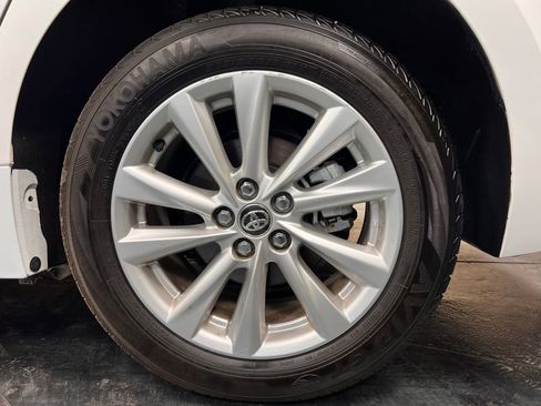Used 2024 Toyota Corolla SE FWD image 24