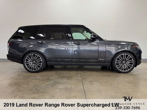 Used 2019 Land Rover Range Rover Long Wheelbase Supercharged image 12