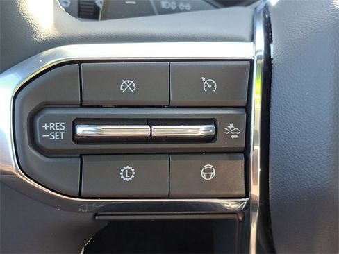 New 2026 GMC Acadia Denali Ultimate w/ LPO, Floor Liner Package image 17