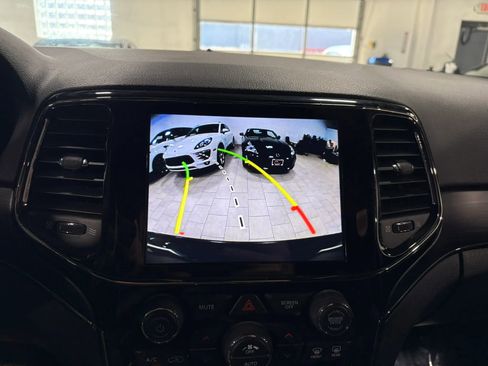 Used 2020 Jeep Grand Cherokee Limited X AWD/4WD image 16