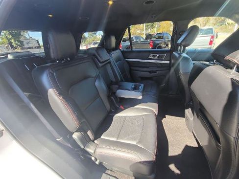 Used 2019 Ford Explorer Sport image 25