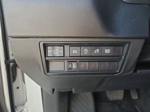 Used 2023 Toyota Tundra SR AWD/4WD image 28