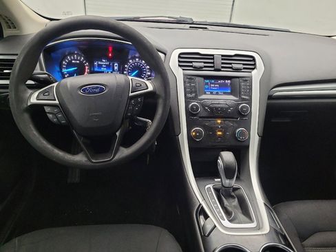 Used 2014 Ford Fusion SE image 22