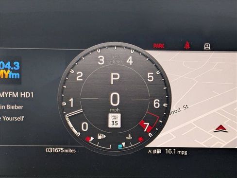 Used 2023 Land Rover Defender 130 X-Dynamic SE AWD/4WD image 10