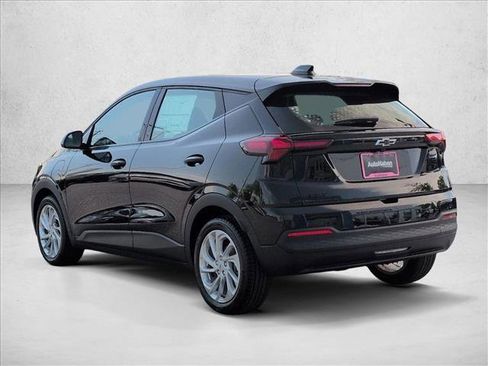 New 2027 Chevrolet Bolt LT w/ Comfort Package FWD image 9