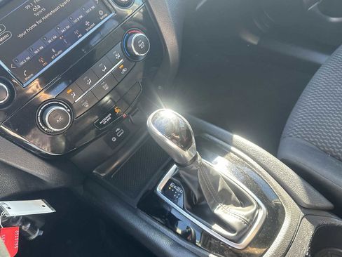 Used 2019 Nissan Rogue Sport S w/ Appearance Package image 14