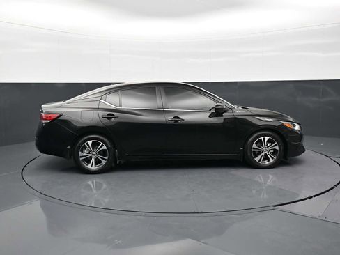 Used 2022 Nissan Sentra SV w/ All-Weather Package FWD image 4