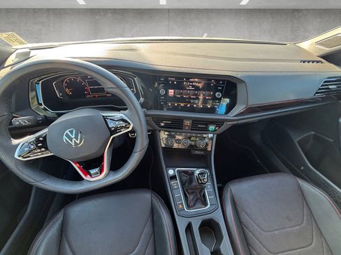 Used 2024 Volkswagen Jetta GLI Autobahn image 3