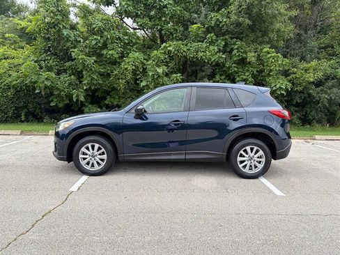 Used 2015 MAZDA CX-5 Touring FWD image 2