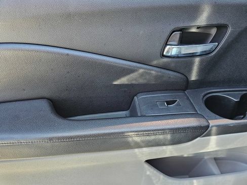Used 2016 Honda Pilot LX image 15