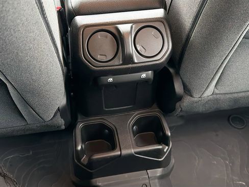 New 2026 Jeep Gladiator Sport image 18