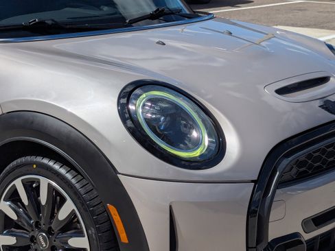 Used 2022 MINI Cooper S w/ Premium Package image 6