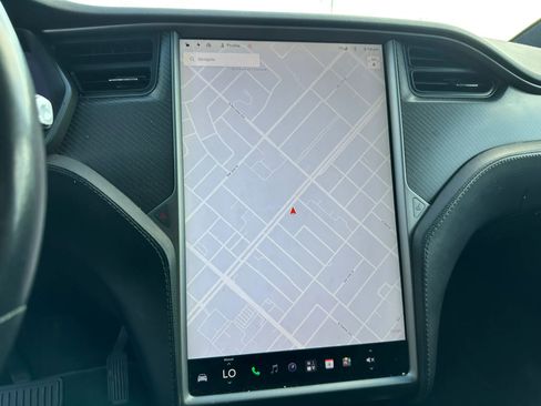Used 2018 Tesla Model X 100D AWD/4WD image 37
