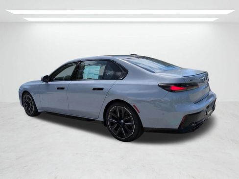 New 2026 BMW 760i xDrive w/ Executive Package AWD/4WD image 6