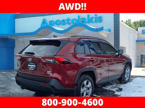Used 2024 Toyota RAV4 XLE image 3