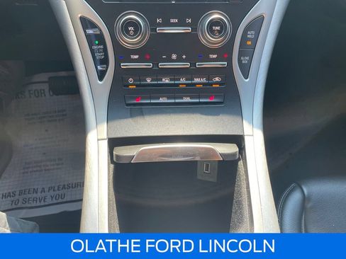 Certified 2019 Lincoln Nautilus Premier AWD/4WD image 23