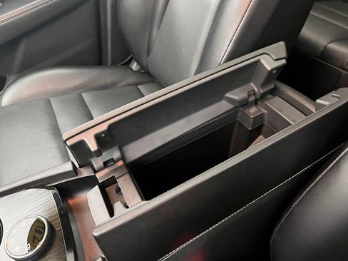 Used 2021 Nissan Rogue SV w/ Premium Package image 24