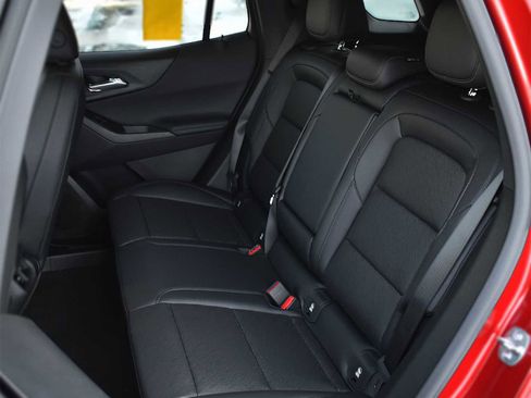 New 2026 Chevrolet Equinox LT w/ Convenience Package II image 11