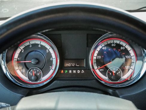 Used 2019 Dodge Grand Caravan SXT FWD image 61