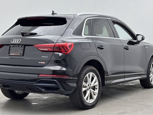 Used 2021 Audi Q3 2.0T Premium w/ Convenience Package AWD/4WD image 8