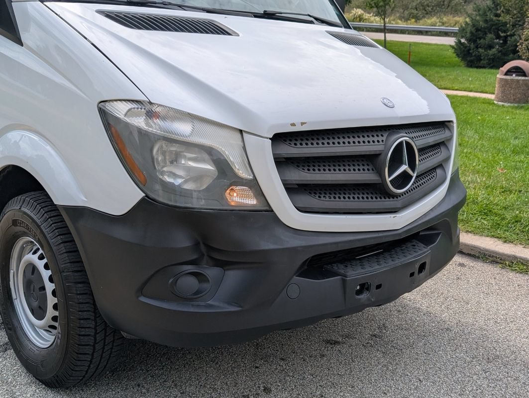Used 2015 Mercedes-Benz Sprinter 2500 image 10