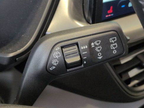Certified 2025 Ford Escape SE FWD image 28