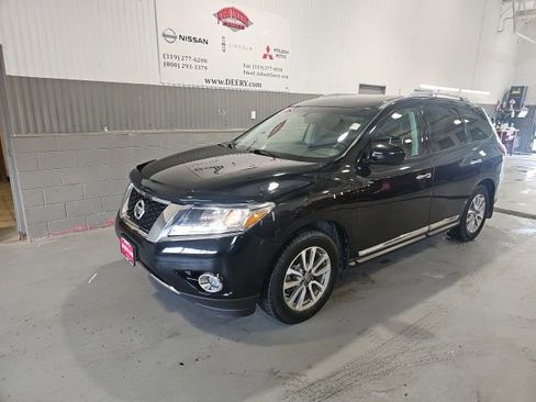 Used 2013 Nissan Pathfinder SL w/ SL Premium Pkg AWD/4WD image 7