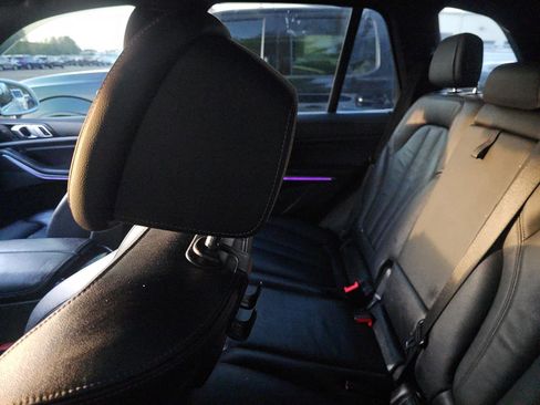 Used 2020 BMW X5 sDrive40i w/ Convenience Package image 16